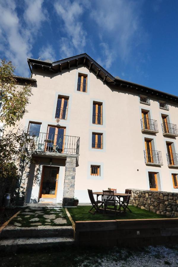 Domaine Agricole Cotze / Casa Rural Enveitg Exteriör bild