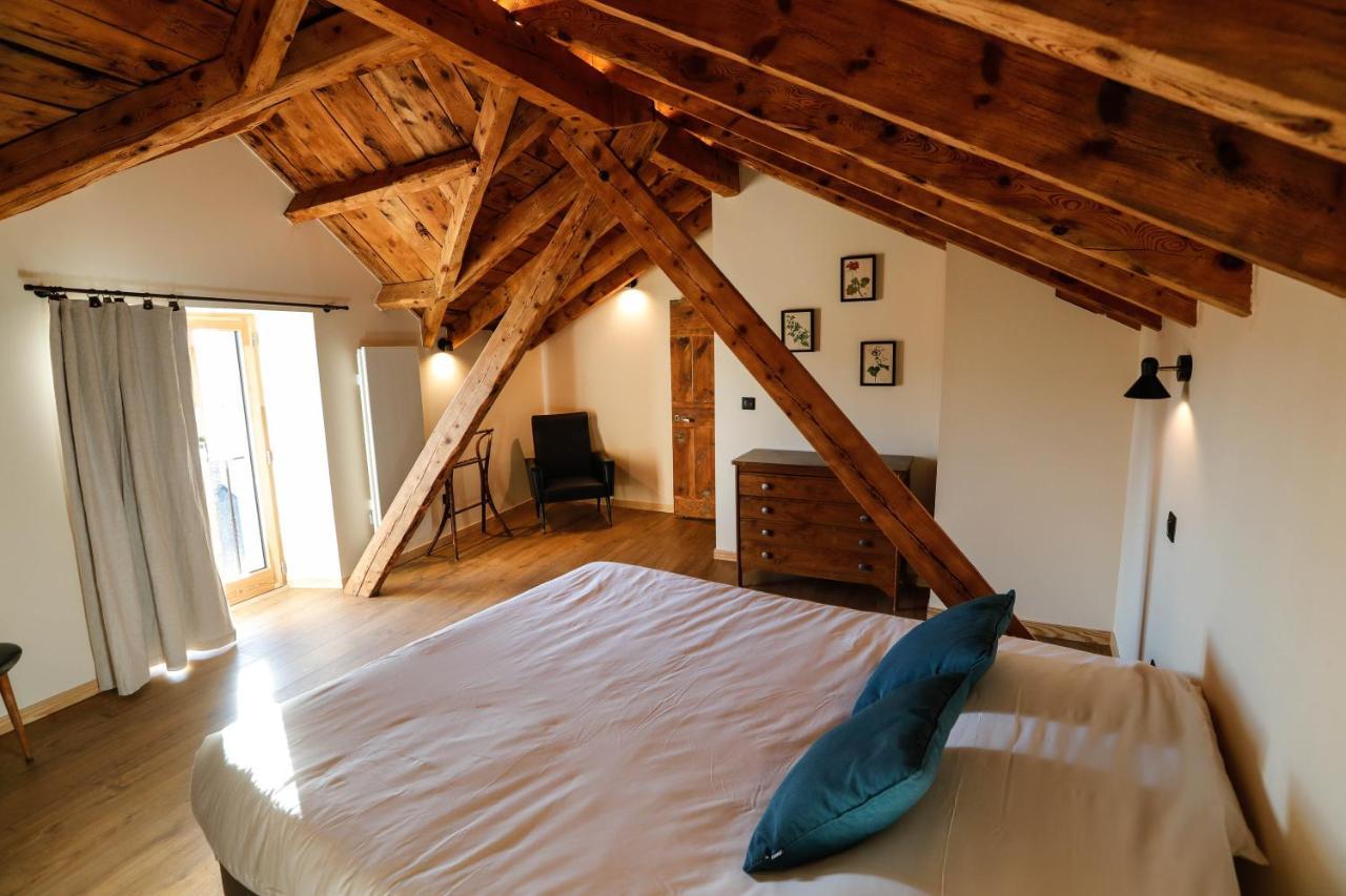 Domaine Agricole Cotze / Casa Rural Enveitg Exteriör bild